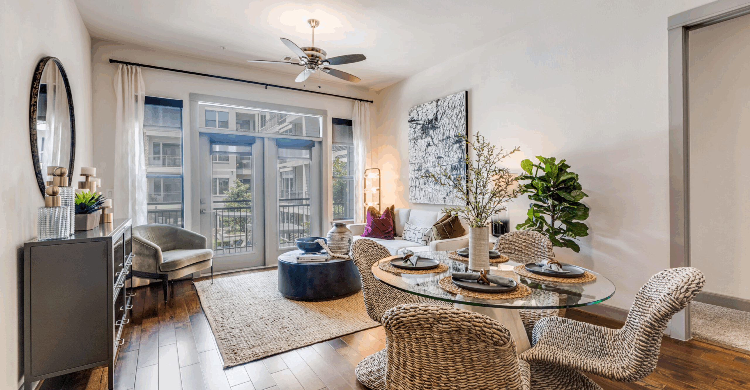 Không gian xanh ven hồ